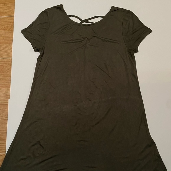 Dress Size s - Picture 3 of 8